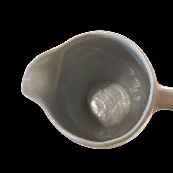 Gray Stoneware Snowflake Patterned 44 Ounce 8 Inch Tall Pitcher Marked 386 - Picture 3 of 6